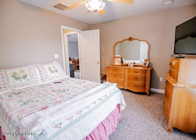 6314 Faris Way, Louisville, KY 40272
