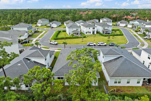 200 SW Pomeroy Street, Stuart, FL 34997