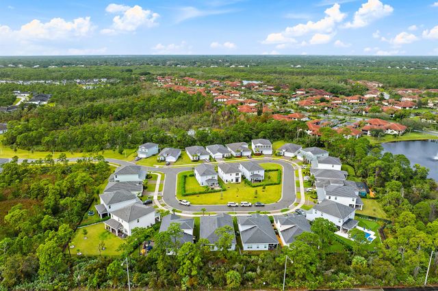 200 SW Pomeroy Street, Stuart, FL 34997