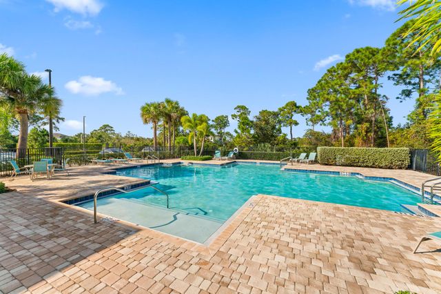 200 SW Pomeroy Street, Stuart, FL 34997