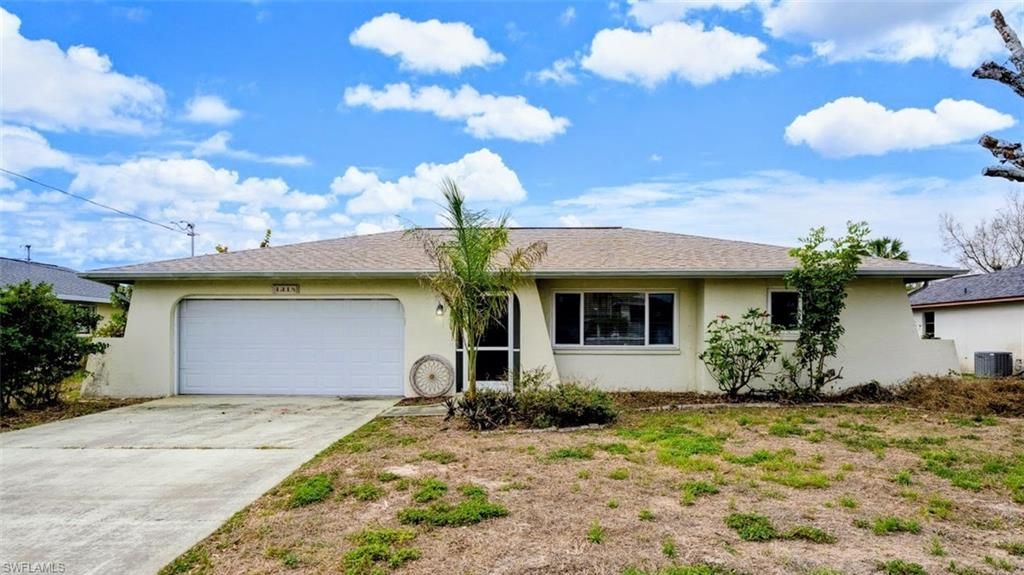 Image 1 of property listing at 1318 SE 14th ST, Cape Coral, FL 33990