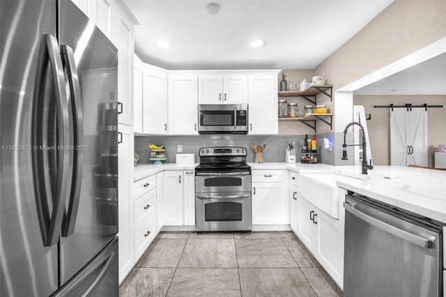 5820 Australian Pine Dr, Tamarac, FL 33319