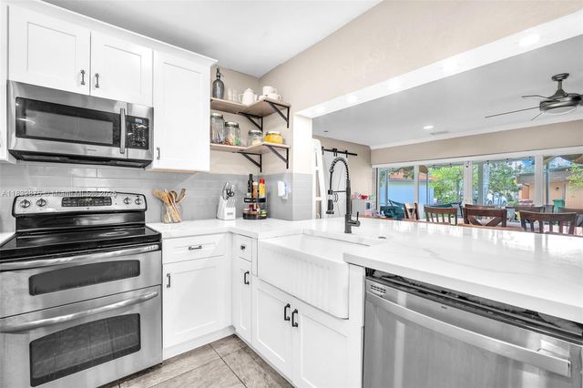 5820 Australian Pine Dr, Tamarac, FL 33319