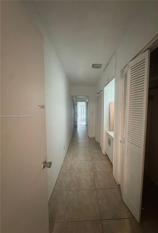 5820 Australian Pine Dr, Tamarac, FL 33319