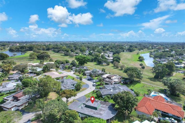 5820 Australian Pine Dr, Tamarac, FL 33319