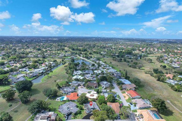 5820 Australian Pine Dr, Tamarac, FL 33319