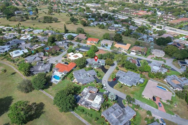 5820 Australian Pine Dr, Tamarac, FL 33319