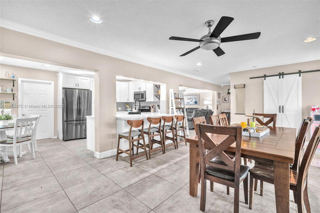 5820 Australian Pine Dr, Tamarac, FL 33319