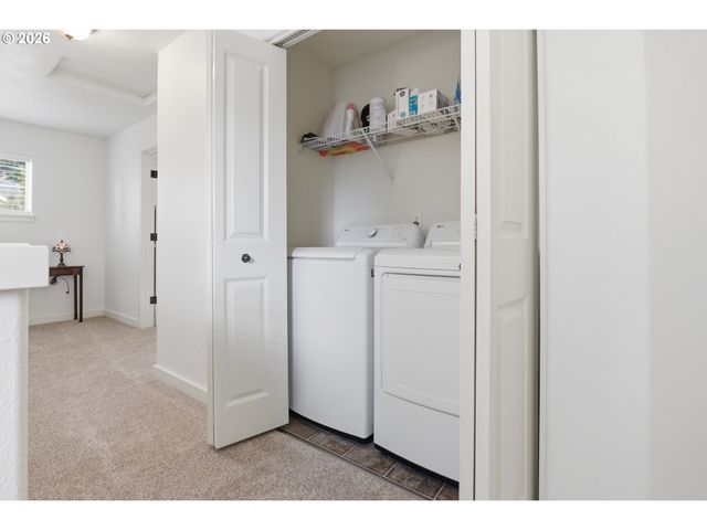 18124 Se BUSH Ter, Portland, OR 97236