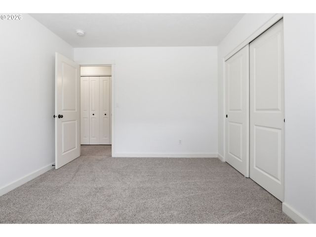 18124 Se BUSH Ter, Portland, OR 97236