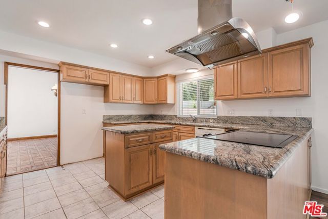 1181 Somera Road, Los Angeles, CA 90077