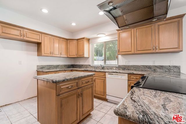 1181 Somera Road, Los Angeles, CA 90077