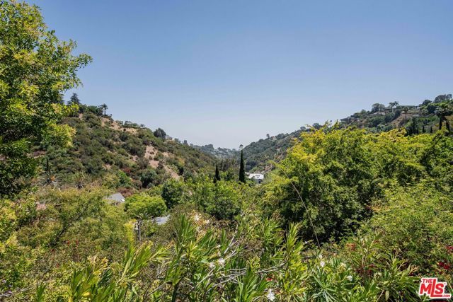 1181 Somera Road, Los Angeles, CA 90077