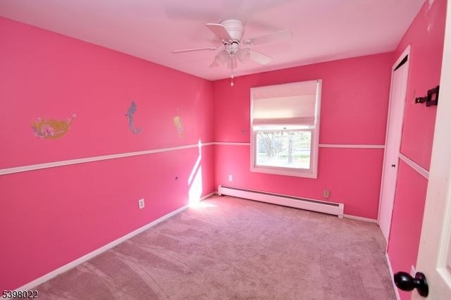 54 Shadyside Rd, West Milford Twp., NJ 07421