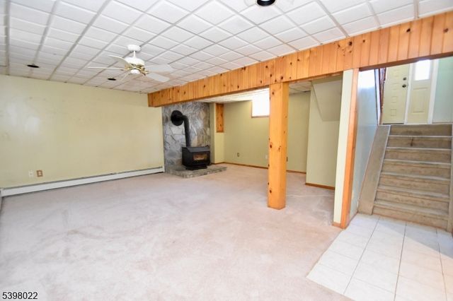 54 Shadyside Rd, West Milford Twp., NJ 07421