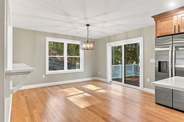 32 Hansonville Road, Rochester, NH 03839