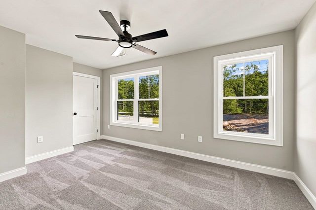 32 Hansonville Road, Rochester, NH 03839