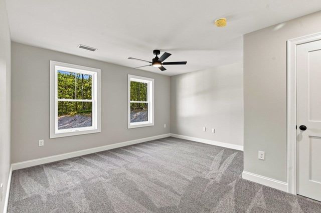 32 Hansonville Road, Rochester, NH 03839