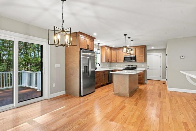 32 Hansonville Road, Rochester, NH 03839