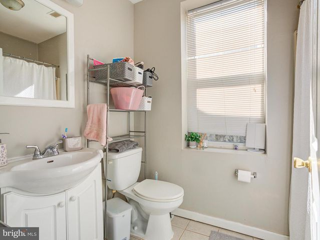 1842 N WILLINGTON ST, Philadelphia, PA 19121