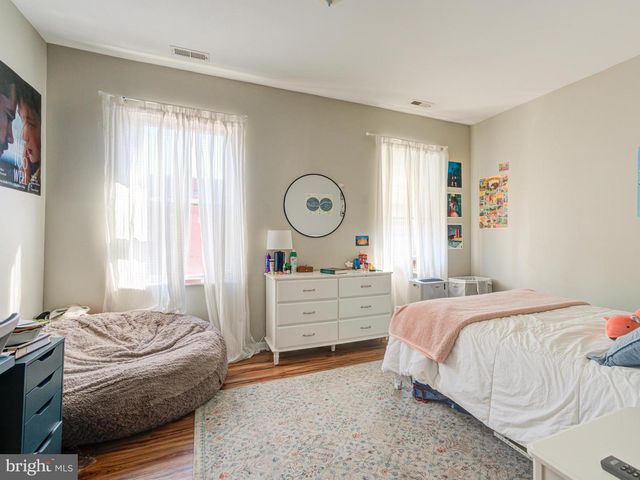 1842 N WILLINGTON ST, Philadelphia, PA 19121