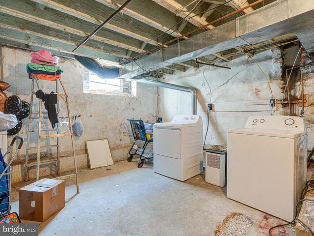 1842 N WILLINGTON ST, Philadelphia, PA 19121