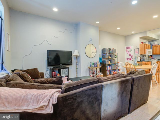 1842 N WILLINGTON ST, Philadelphia, PA 19121