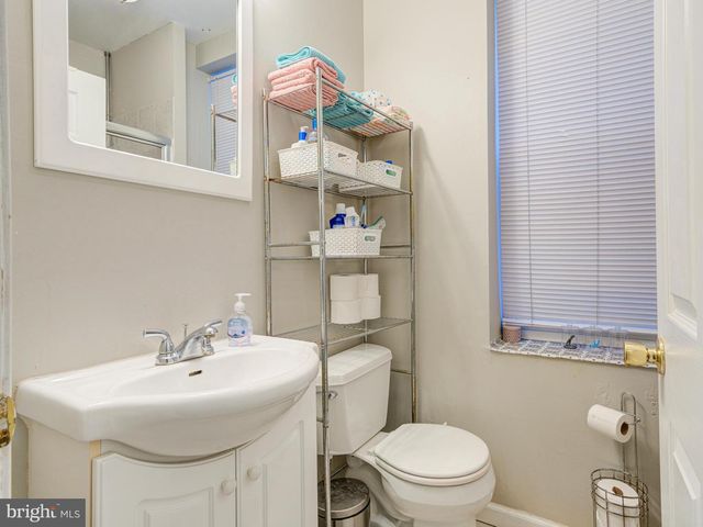 1842 N WILLINGTON ST, Philadelphia, PA 19121