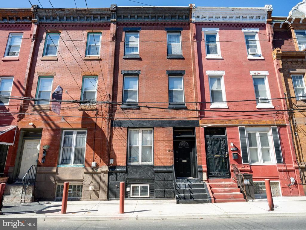 1842 N WILLINGTON ST, Philadelphia, PA 19121