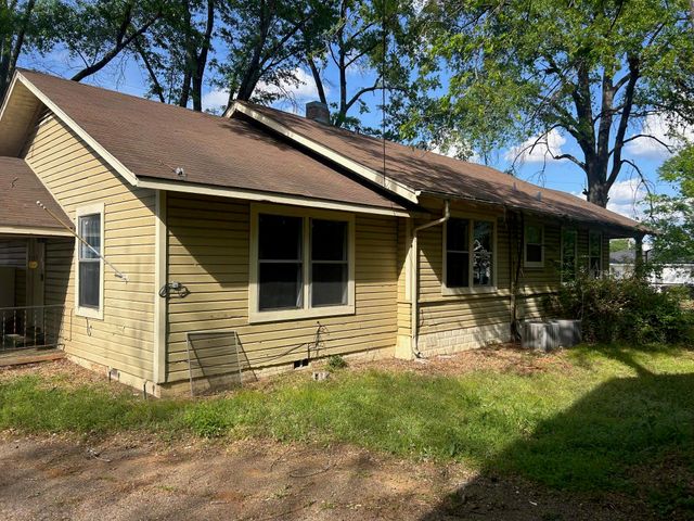 1101 Gordon Street, Marshall, TX 75670