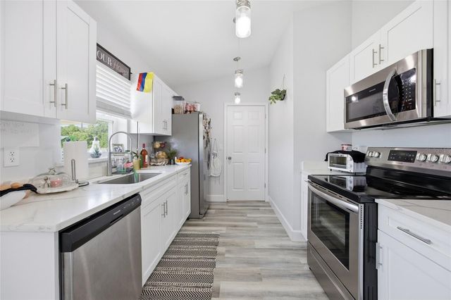 14960 SW 33RD LANE, Ocala, FL 34481