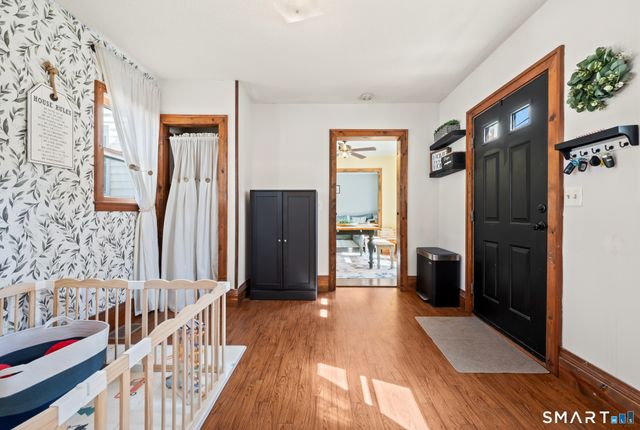 18 Oak Street, Plymouth, CT 06786