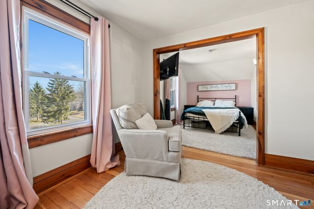 18 Oak Street, Plymouth, CT 06786