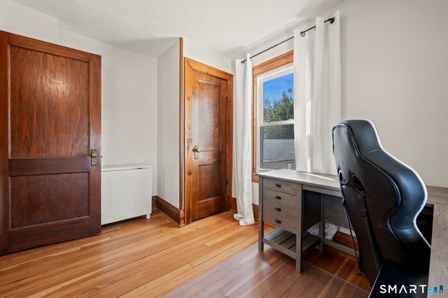 18 Oak Street, Plymouth, CT 06786