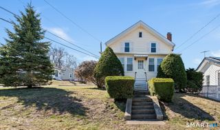 18 Oak Street, Plymouth, CT 06786
