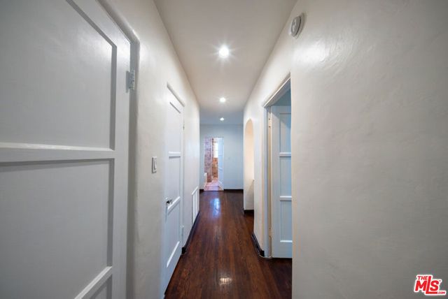 8232 Blackburn Avenue, Los Angeles, CA 90048