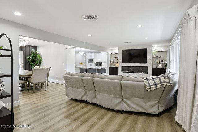 494 Frank Applegate Road, Jackson, NJ 08527