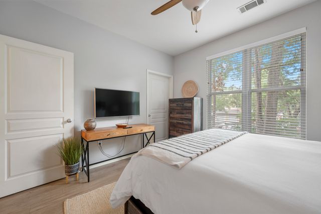 500 Bucksley Lane Unit 207, Charleston, SC 29492