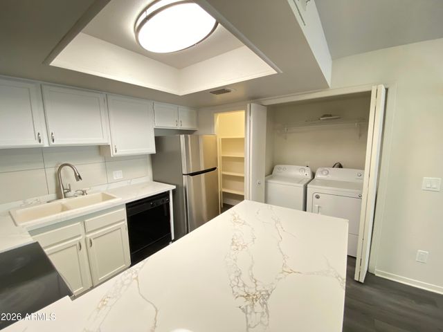 2122 E KIRKLAND Lane 3, Tempe, AZ 85281