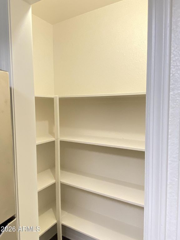 Image 12 of property listing at 2122 E KIRKLAND Lane 3, Tempe, AZ 85281