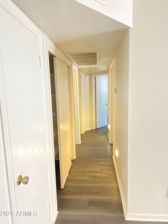 Image 14 of property listing at 2122 E KIRKLAND Lane 3, Tempe, AZ 85281