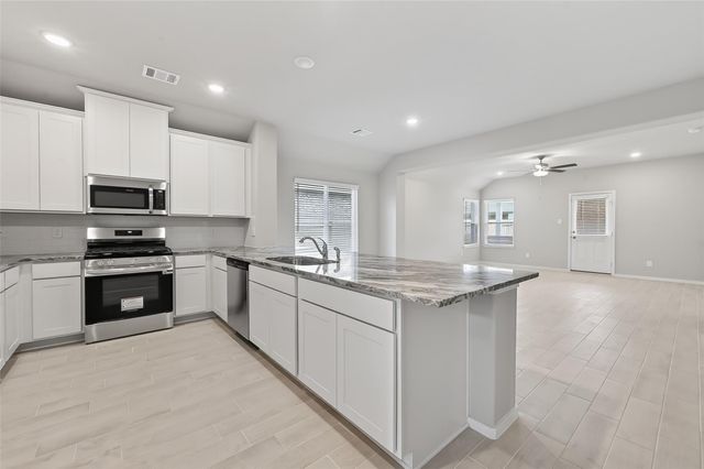 1108 Silver Maple Street, Magnolia, TX 77355