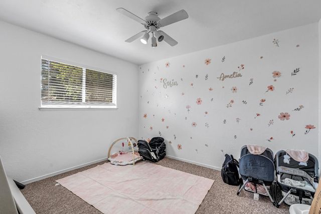 3415 W Oswego Avenue, Fresno, CA 93711