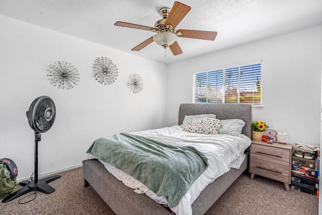 3415 W Oswego Avenue, Fresno, CA 93711