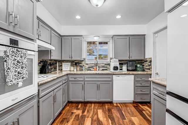 3415 W Oswego Avenue, Fresno, CA 93711