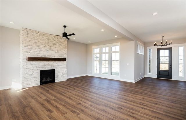 18612 Ironwood Street, Overland Park, KS 66085