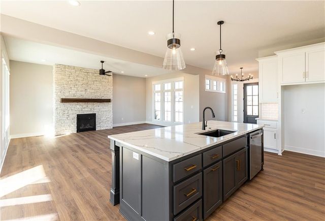 18612 Ironwood Street, Overland Park, KS 66085