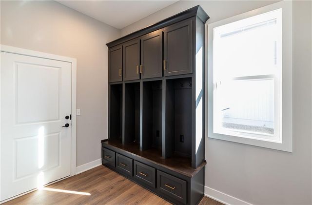 18612 Ironwood Street, Overland Park, KS 66085