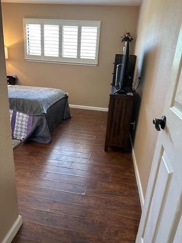 4523 Jan Dr, Carmichael, CA 95608