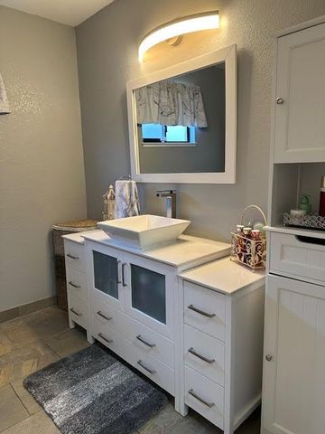 4523 Jan Dr, Carmichael, CA 95608